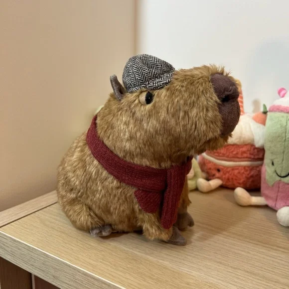 jellycat exclusive Clyde Capybara Hipster Outfit